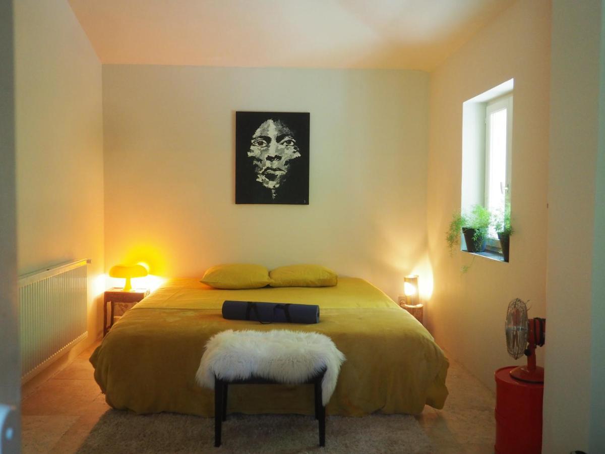 Moulin Bas, Pres De La Riviere Bed & Breakfast Carnac-Rouffiac Ngoại thất bức ảnh