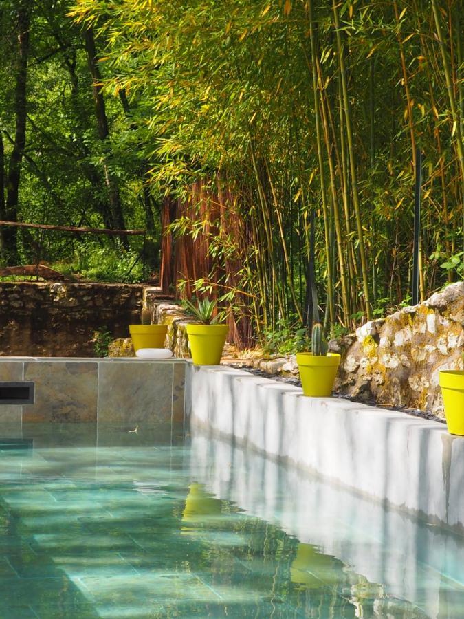 Moulin Bas, Pres De La Riviere Bed & Breakfast Carnac-Rouffiac Ngoại thất bức ảnh
