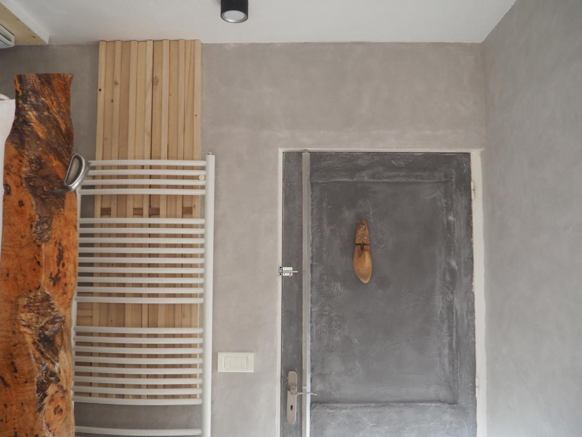 Moulin Bas, Pres De La Riviere Bed & Breakfast Carnac-Rouffiac Ngoại thất bức ảnh